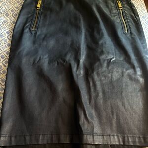 Burberry Black and Gold Knee-Length Pencil Skirt